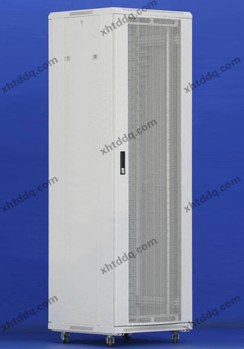 點擊查看商品:機柜